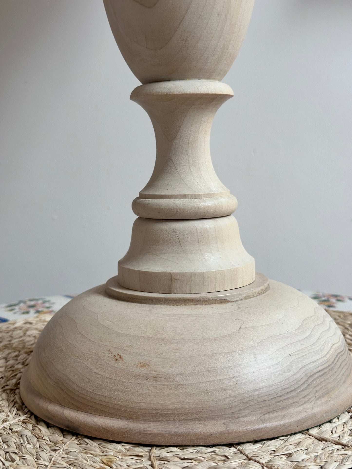 Large Lampbase in solid tulipwood